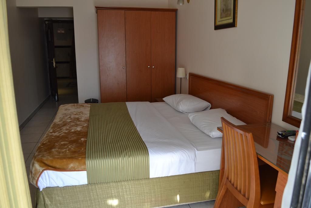 Tara Hotel Llc ดูไบ ภายนอก รูปภาพ